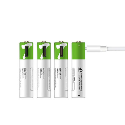 1.5V type batteries rechargeables de C USB 370mWh D.C.A.
